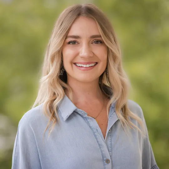 Cierra Trainor, Agent in  - Compass