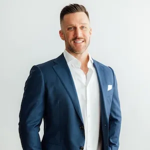 Zach Staats, Agent in  - Compass