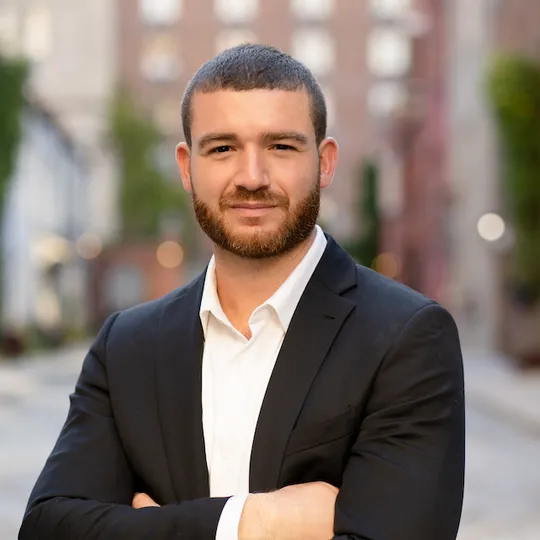 Justin Montero, Agent in  - Compass