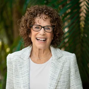 Bonnie Fisher, Agent in  - Compass