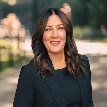 Melissa Piccolomo, Agent in  - Compass