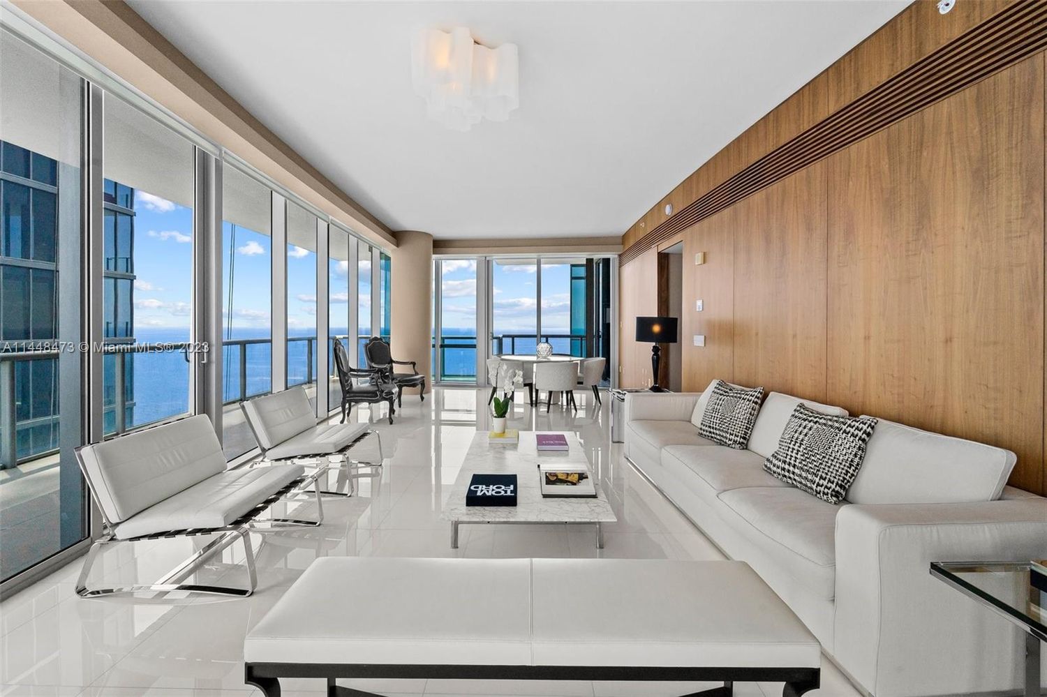 17121 Collins Ave, Unit 4308