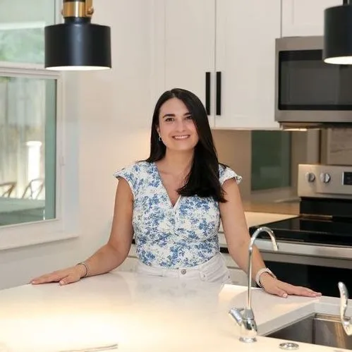 Jacklin Feulner, Agent in  - Compass