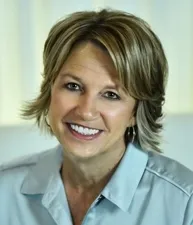 Amy Martin, Agent in  - Compass