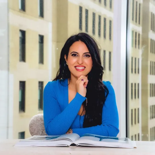 Nicole Hay, Agent in  - Compass