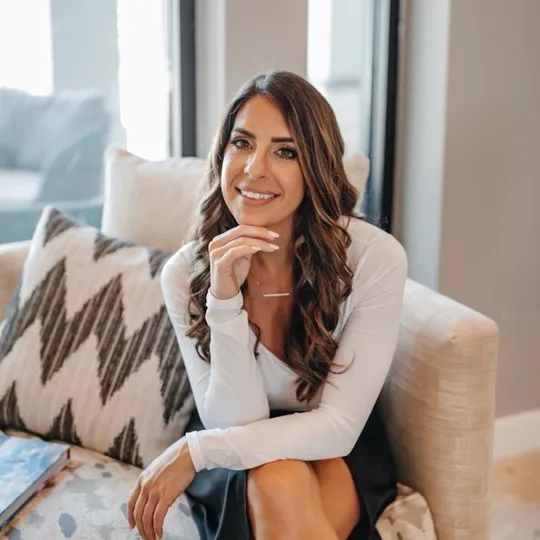 Nazare Edelson, Agent in  - Compass