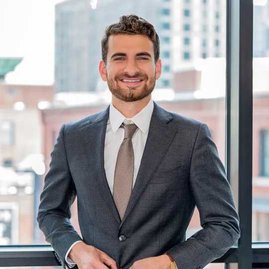 Dylan Roast, Agent in  - Compass