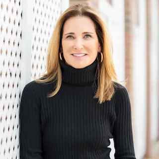 Debra Goldenberg, Agent in  - Compass