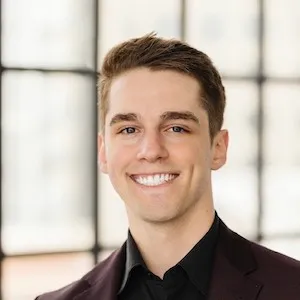 Christian Bernhagen, Agent in  - Compass