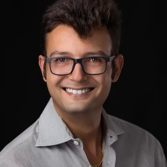 Daniel Goldman, Agent in  - Compass