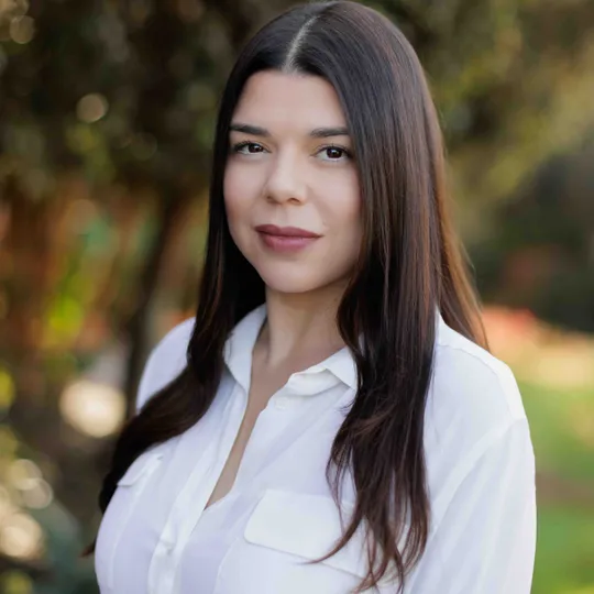Sarah Holguin, Agent in  - Compass