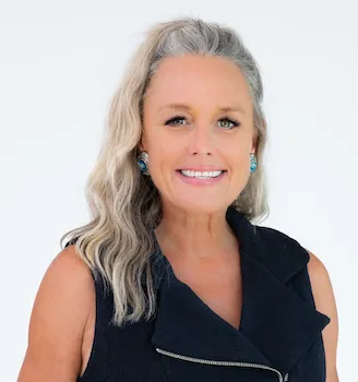 Barb Glass, Agent in  - Compass