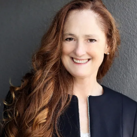 Heidi Robinson, Agent in  - Compass