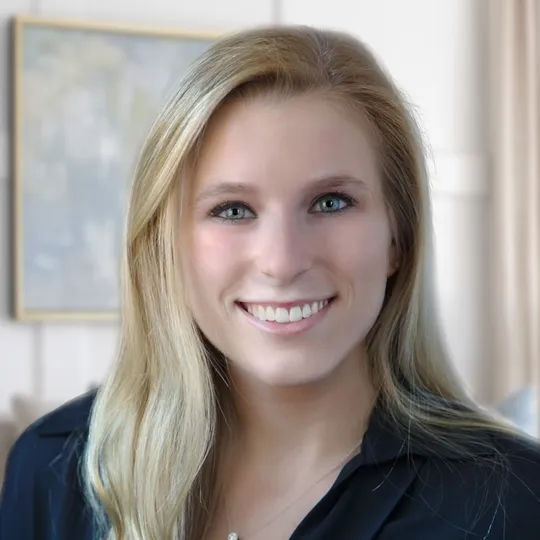 Mackenzie Whitney, Agent in  - Compass