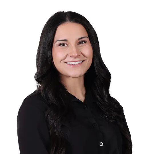 Nina Kurtz, Agent in  - Compass