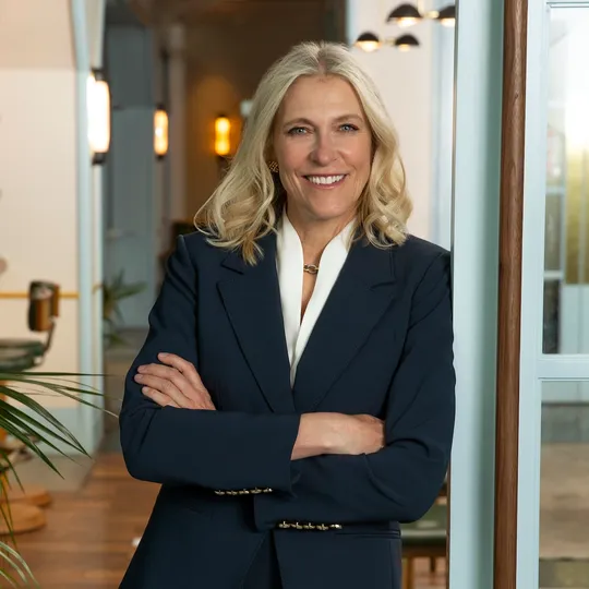 Missy Christie de Koning, Agent in  - Compass