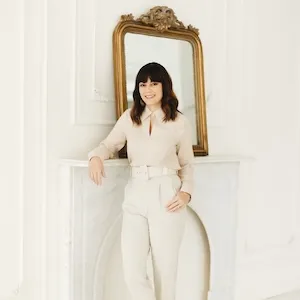 Jen Laskov, Agent in  - Compass