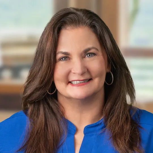 Maggie Jett, Agent in  - Compass