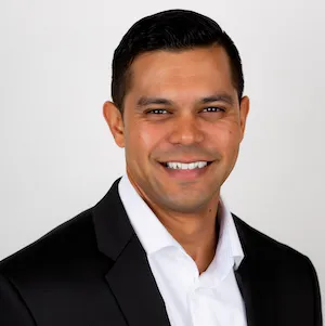 Stephen George, Agent in  - Compass