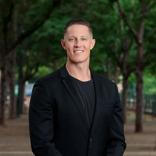 Gunnar Simon, Agent in  - Compass