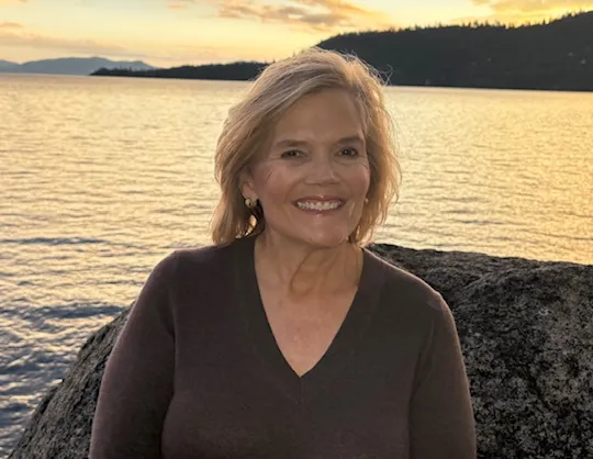 Dayna Nielsen, Agent in  - Compass