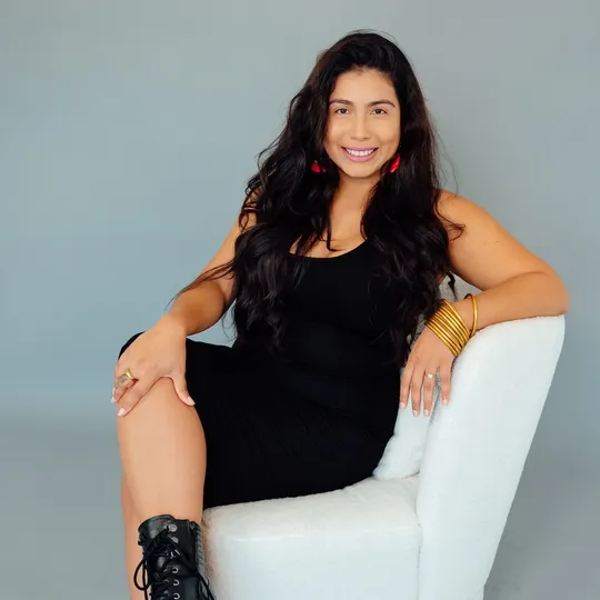 Yvette Jimenez, Agent in  - Compass