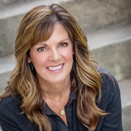 Karen Krehbiel, Agent in  - Compass