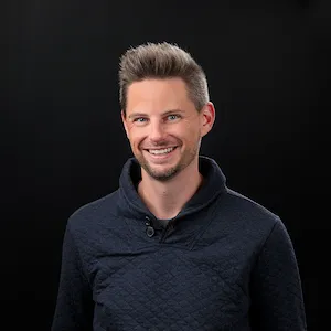 Jake Upwell, Agent in  - Compass