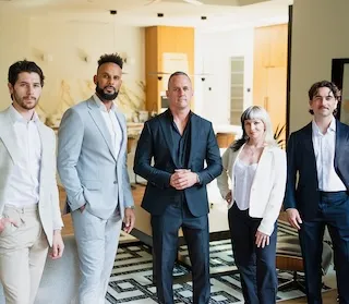 Silver Real Estate Group, Agent in  - Compass