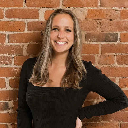 Maia DaSilva, Agent in  - Compass