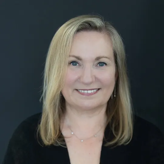 Jen McGinn, Agent in  - Compass