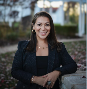 Headshot of Ruth Solorio