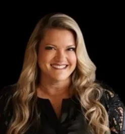 Laura Sahni, Agent in  - Compass