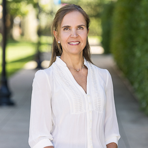 Headshot of Martha Rubio