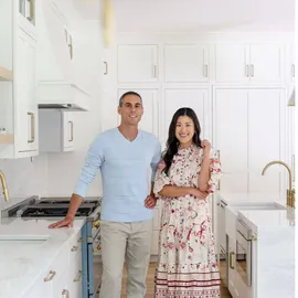 Deveau Realty Team, Agent in  - Compass