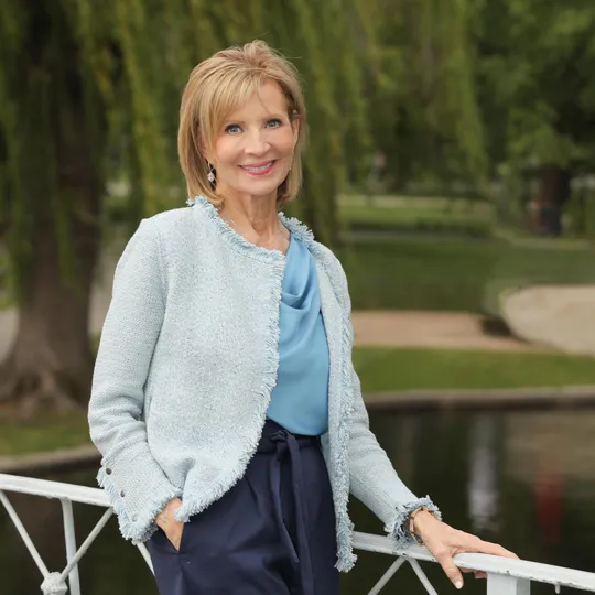 Colleen Kelly, Agent in  - Compass