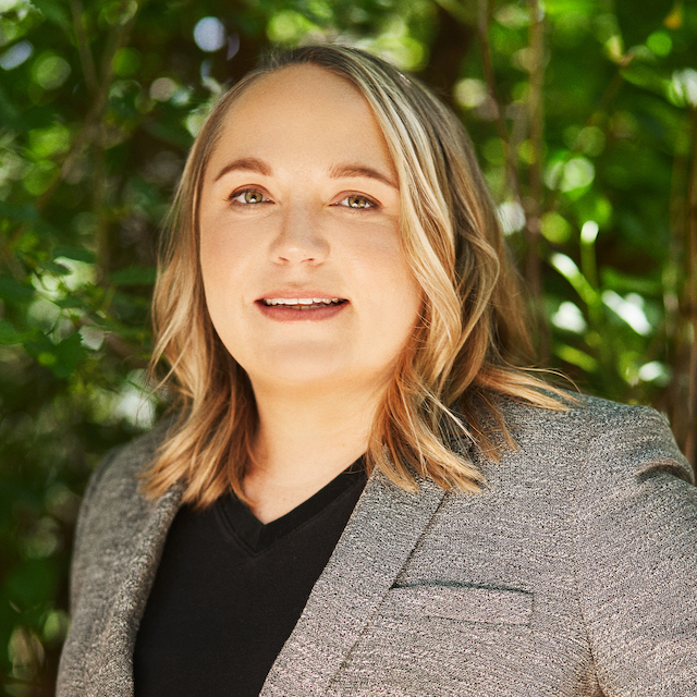 Headshot of Laura Kingsbury