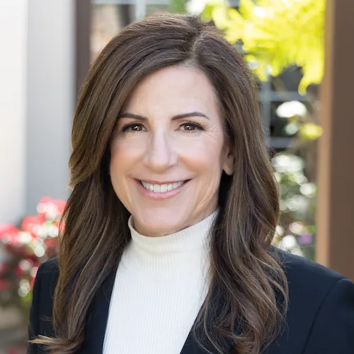 Jill Schwartz, Agent in  - Compass