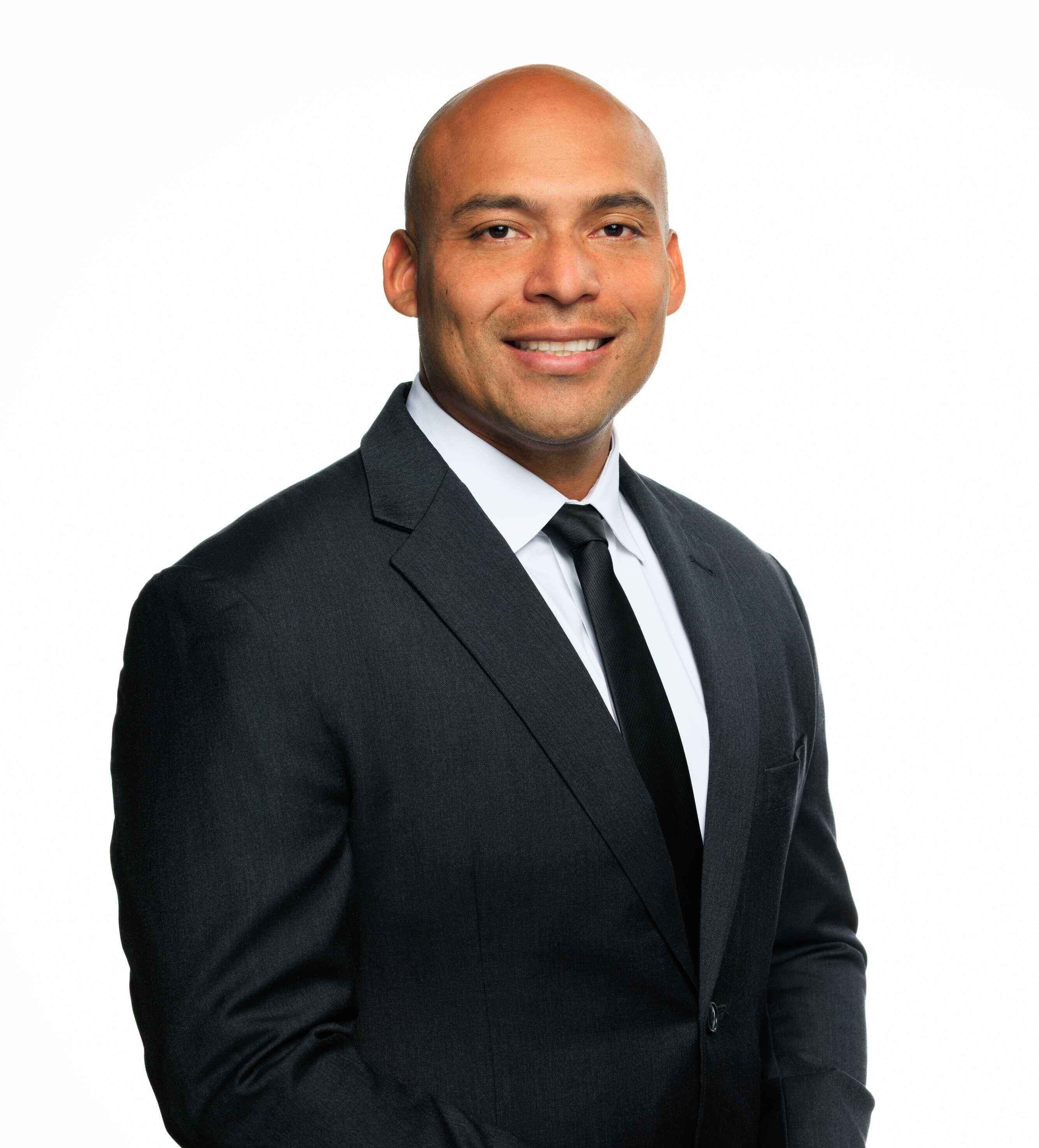 Headshot of Johnny Miranda
