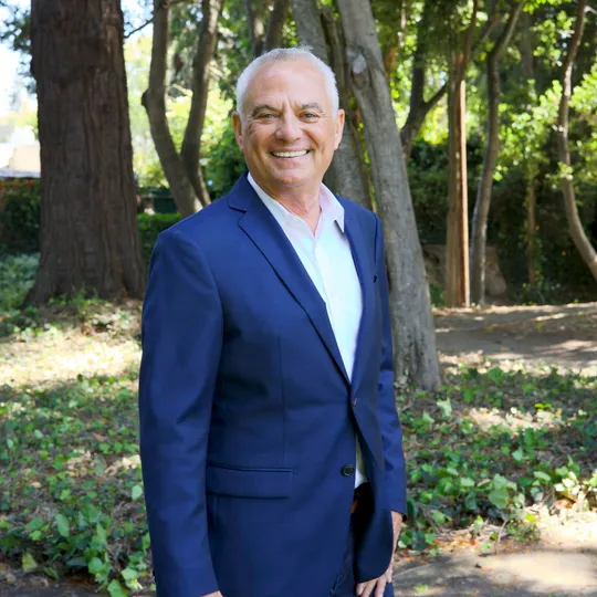 Andrew Klink, Agent in  - Compass