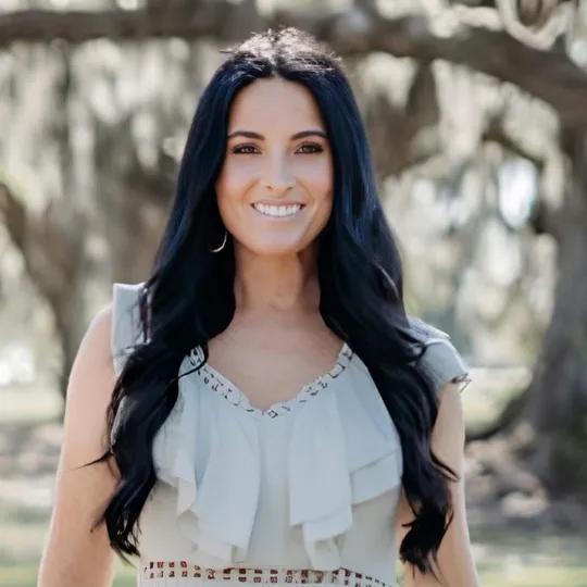 Jessica Copous, Agent in  - Compass