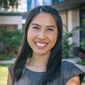 Sabrina Hallabay, Agent in  - Compass