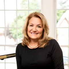 Elena Pappas Kratz