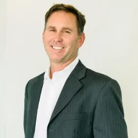 Kurt Allen, Agent in  - Compass
