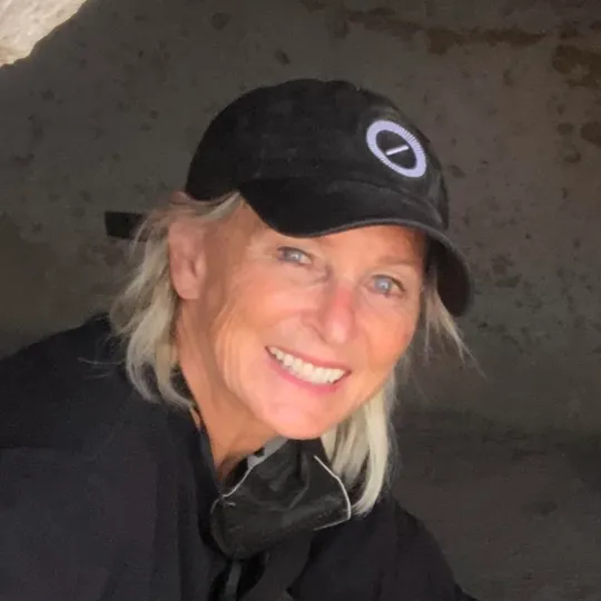 Mary Anne Meyer, Agent in  - Compass