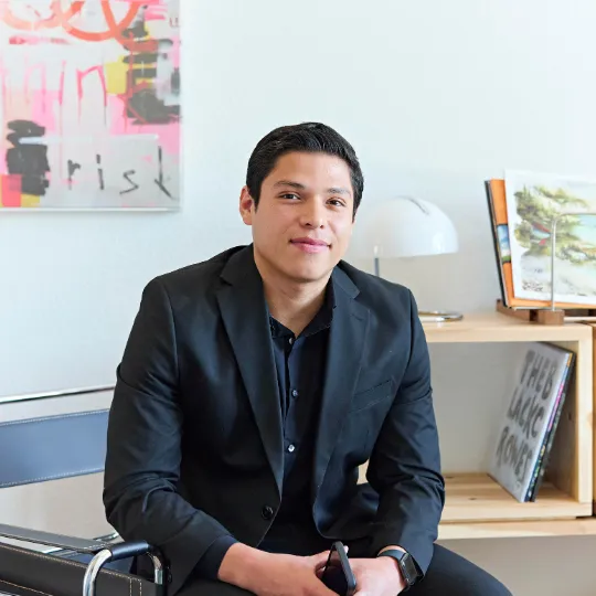 Christian Prado, Agent in  - Compass