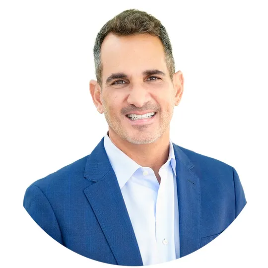 Juan Carlos Gonzalez, Agent in  - Compass