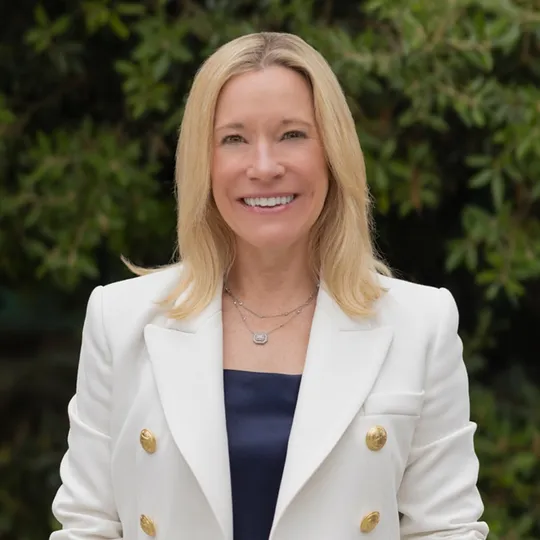 Amanda Rismiller, Agent in  - Compass