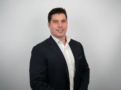 Alex Wade, Agent in  - Compass