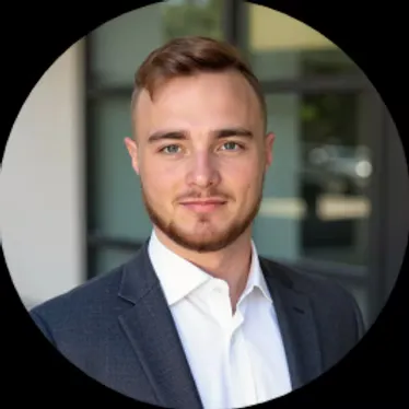 Seth Cooney, Agent in  - Compass